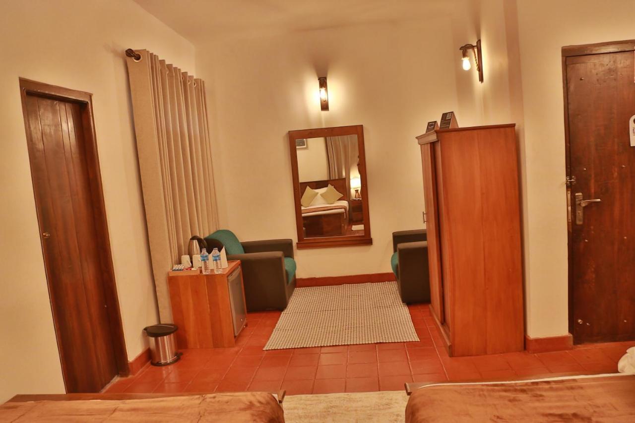 Tepraas Sigiriya Hotell Eksteriør bilde