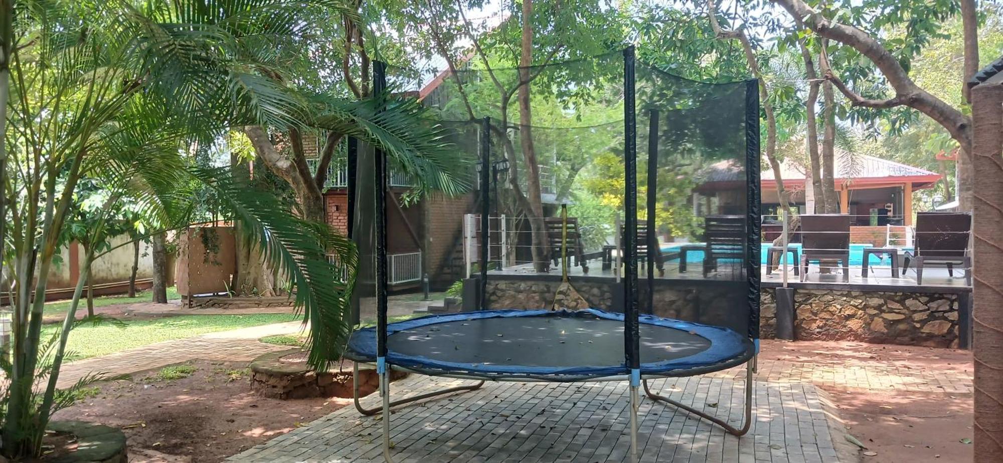 Tepraas Sigiriya Hotell Eksteriør bilde
